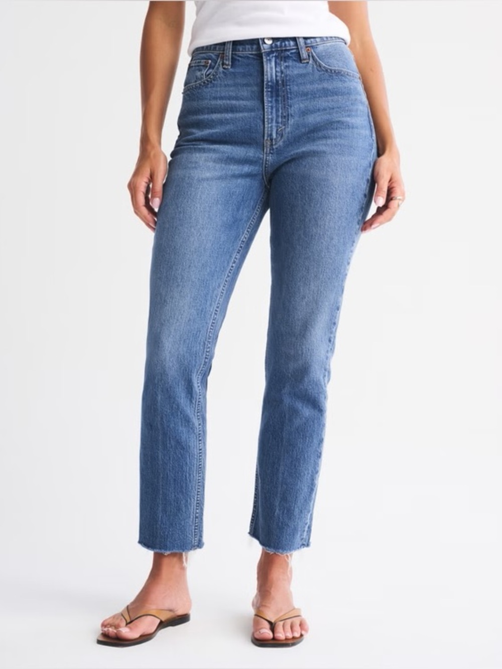 Abercrombie & Fitch Ultra High Rise Ankle Straight Jeans Black Size 26/2